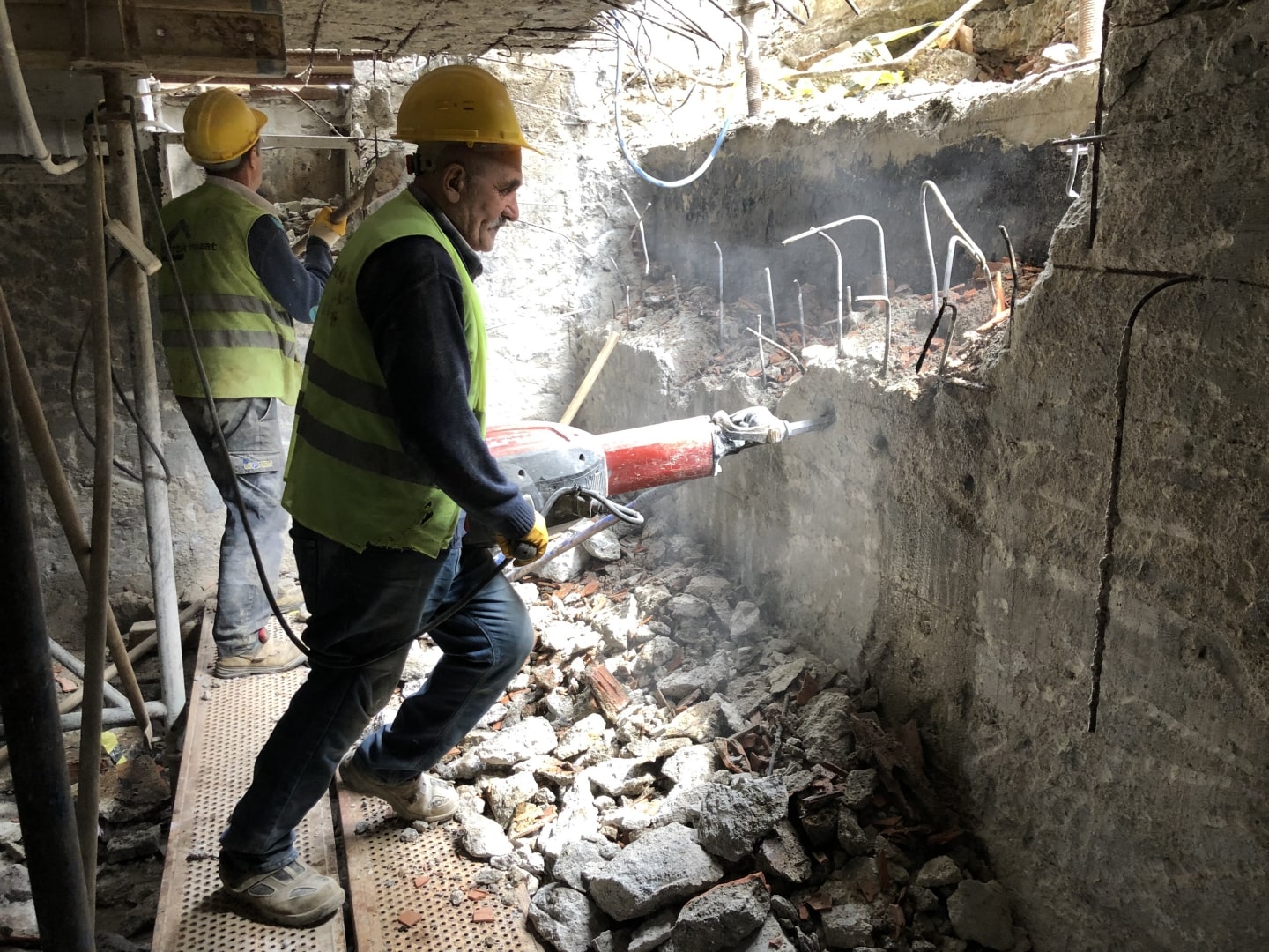 Beton Kırımı Projesi — Dağdeviren Kırım